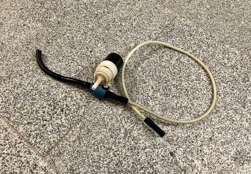 Original - VW Golf III - Scheibenwaschpumpe - Pumpe - Wischwasser - 1H6955651