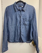 BDG Chambray Denim Shrit Button-Down Pocket Size Large 