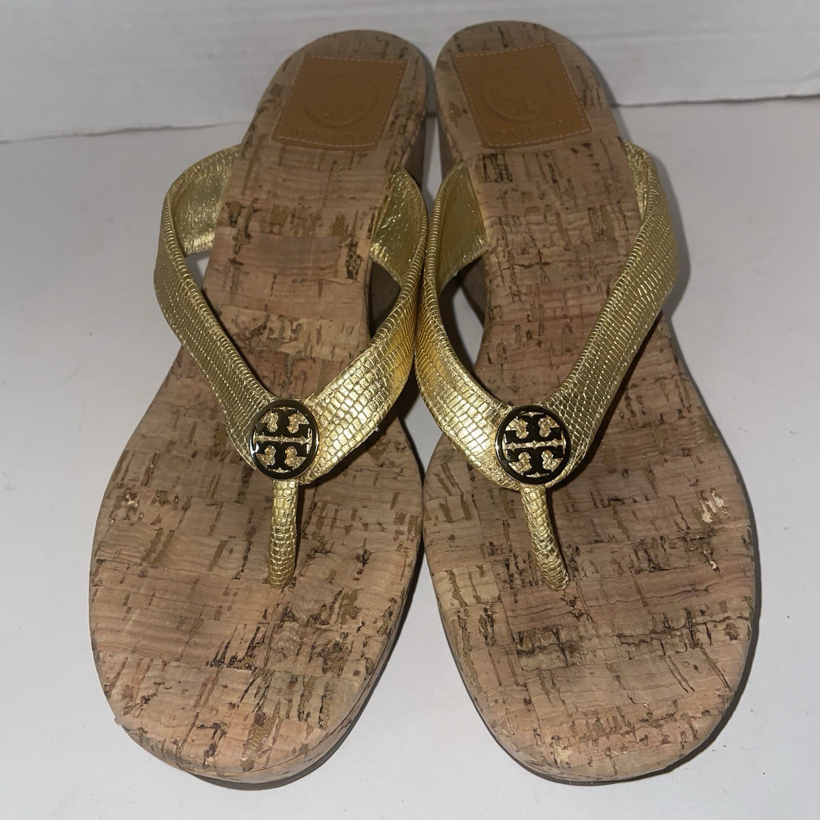Tory Burch Wedge Platform Gold Sandals Size 8M - image 17