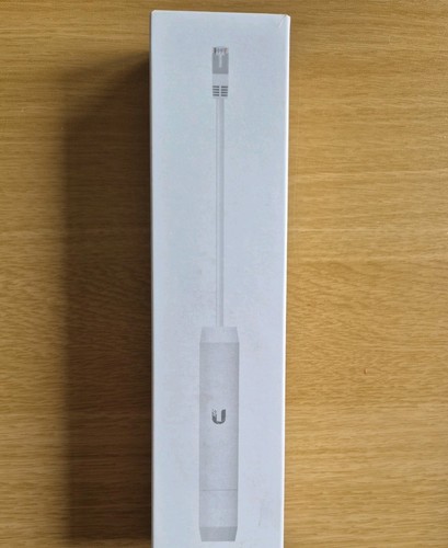Ubiquiti Instant 802.3af Gigabit Outdoor POE Adapter (INS-3AF-O-G)