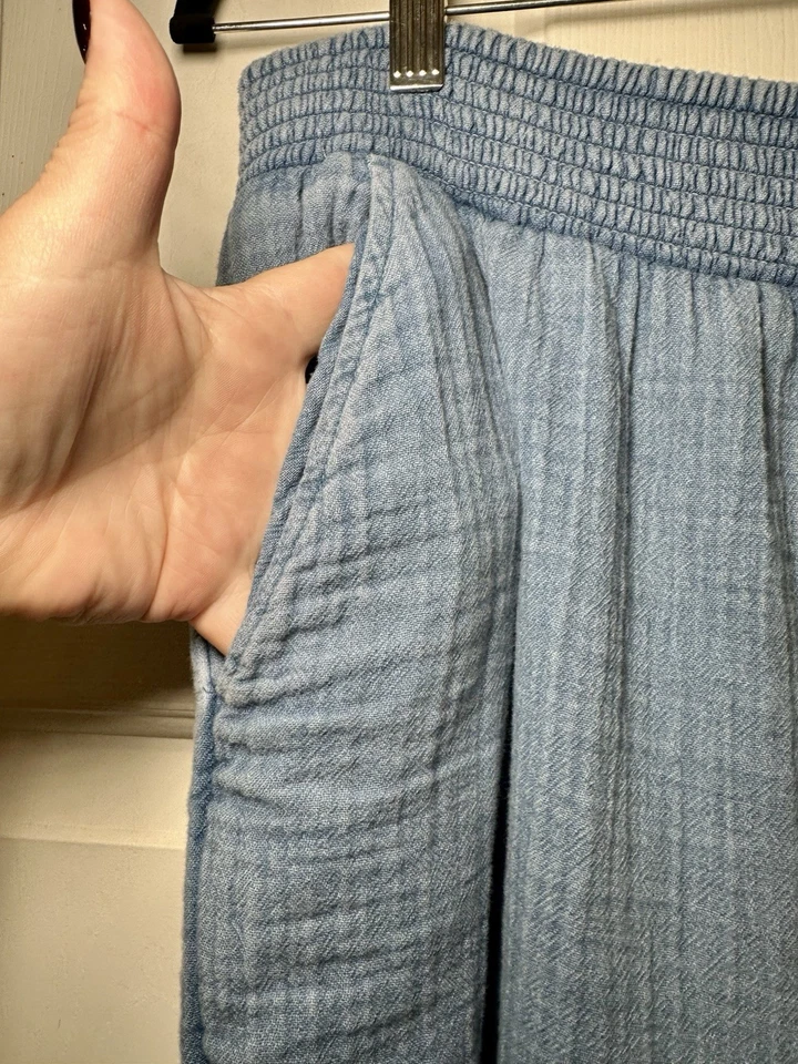 Aerie High Waist Blue Gauze Wide Split Leg Smocked Elastic Waist  Size XL - Image 4 of 4