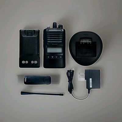 Vertex VX-264-G6-5 UHF 403-470MHz 128 Channels 5 Watt Analog Two-Way Radio