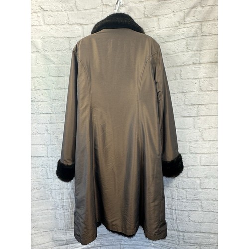 Jacques Vert Winter Brown Fur Coat Size L Reversible Iridescent Side BNWT £299 - Picture 13 of 15
