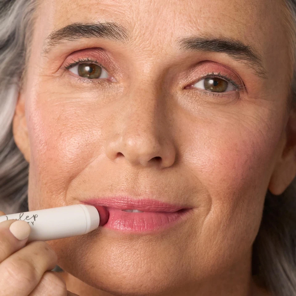 Sombra de ojos Julep 101 Cr&#232;me to Powder barra de sombra de ojos impermeable, brillo perlado Foto 3 de 4