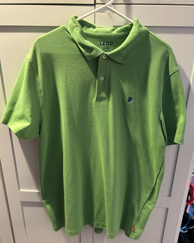IZOD men's solid pale green short sleeve polo