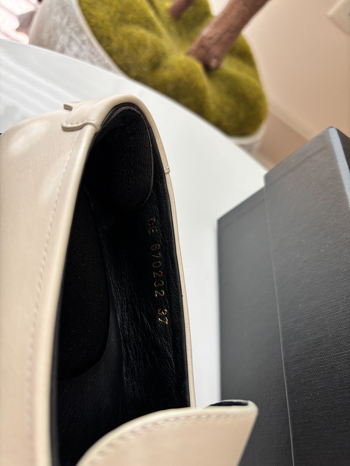 Mocassini Saint Laurent Le Mocassini in pelle bianchi usati in ottime condizioni EU 37