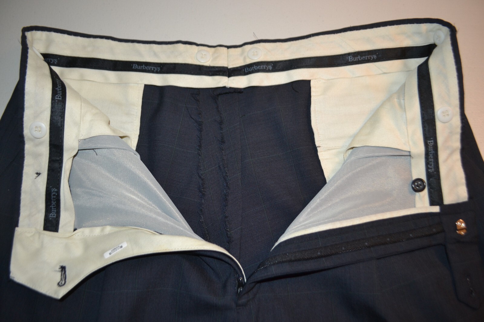 Vintage Burberrys Men Check Wool Navy Blue 2 Front Button Suit Sz 44L Wst 36x28 thumbnail 17