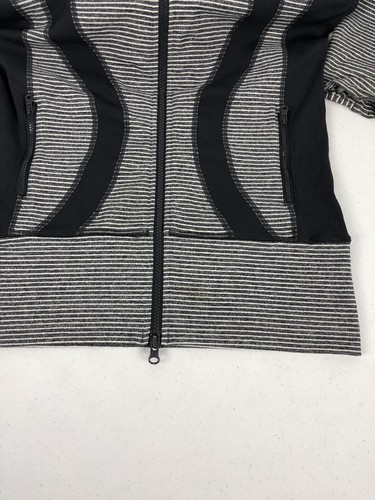 Lululemon Womens 4 Stride Jacket Nylon Blend Stretch Gray Thumbholes Striped Zip - Picture 9 of 12