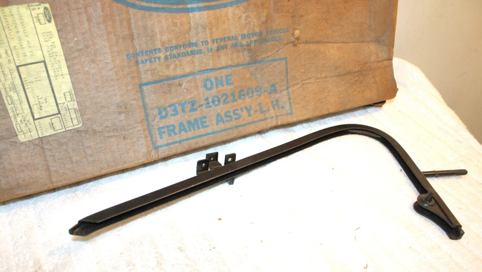 1973-1977 Ford F100 F150 F250 F350 F500 NOS LH MOLDURA DA JANELA DE VENTILAÇÃO DA PORTA FRONTAL - Imagem 4 de 4