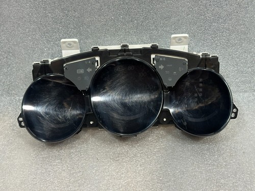 02 Lexus ES300, Speedo Meter Cluster, 02-03, 3.0L,V6, A/T-5SPD, VVT, 83800-33610 - Picture 2 of 9