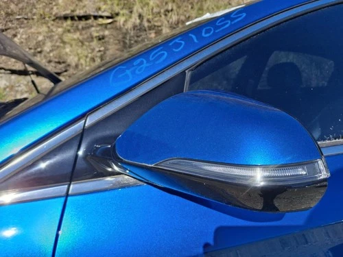 Used Left Door Mirror fits: 2018 Hyundai Sonata power US built w/turn signal hea
