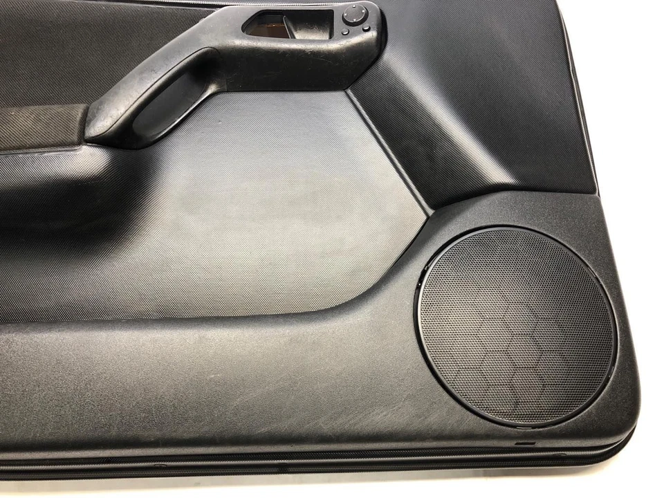 1999 - 02 Volkswagen Golf Cabrio Pair LH/RH Door Panels Cloth Black Elec Window - Image 4 of 4