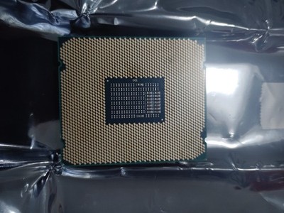 Intel Core i7-7820X CPU X-series Processor 11M Cache 4.30 GHz 8 Cores 16 Threads