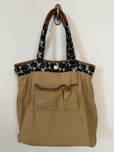 Pilcro Anthropologie Fabric Tote Shoulder Bag Black Floral Embroidery Travel EUC - Picture 4 of 10