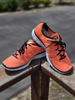 Nike Free Flyknit NSW Size 9.5