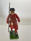 W Britain Metal Beefeater Guard Military Diecast Figure Figurine