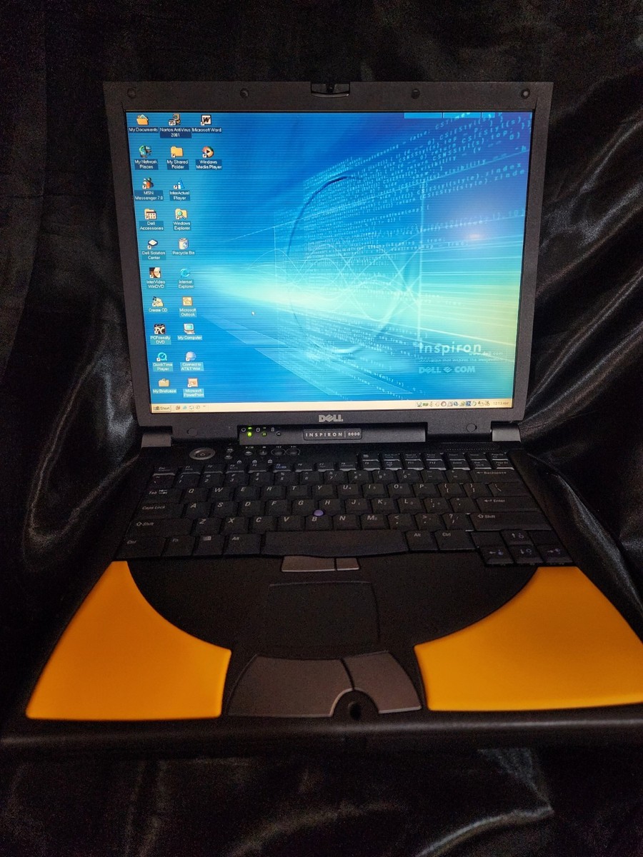 Vintage DELL INSPIRON 8000 Windows Millennium Laptop W/Charger