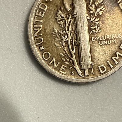 FREE SHIPPING - 1940-S Winged Liberty ''Mercury'' Dime 90% Silver .10c (6202M008)