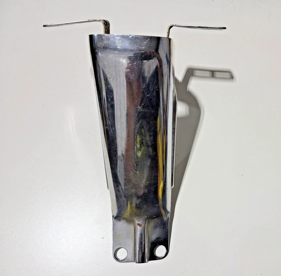 Soporte de matrícula de luz trasera 1973-1977 Suzuki GT750 GT 750 Water Buffalo Foto 2 de 4