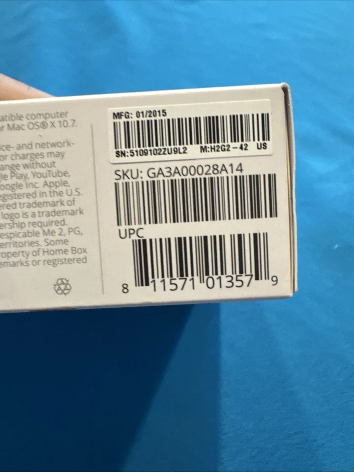 Google Chromecast (1st Generation) HDMI Media Streamer Black H2G2-42 - Image 2 of 4