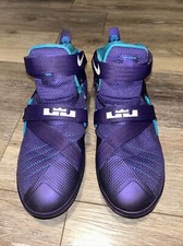 Nike Air Lebron James Size 7Y - Hornets Purple/Blue - No Laces - 776471-501