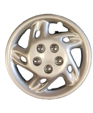14" Silver Directional Hubcaps