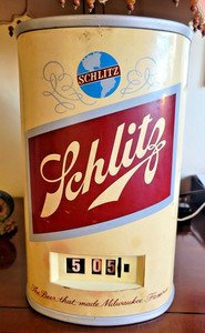 SCHLITZ Vintage 13" BEER CAN WALL CLOCK Electric 1960's-70"s