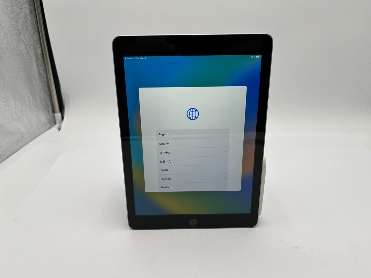 iPad 第5世代 A1822 32GB 【公式通販】