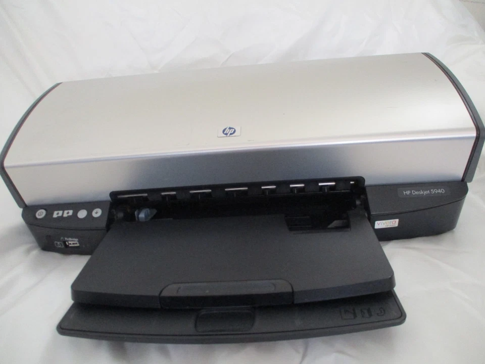 HP Deskjet 5940 Color Inkjet Printer Tested ONLY 2181 PAGES - Image 4 of 4