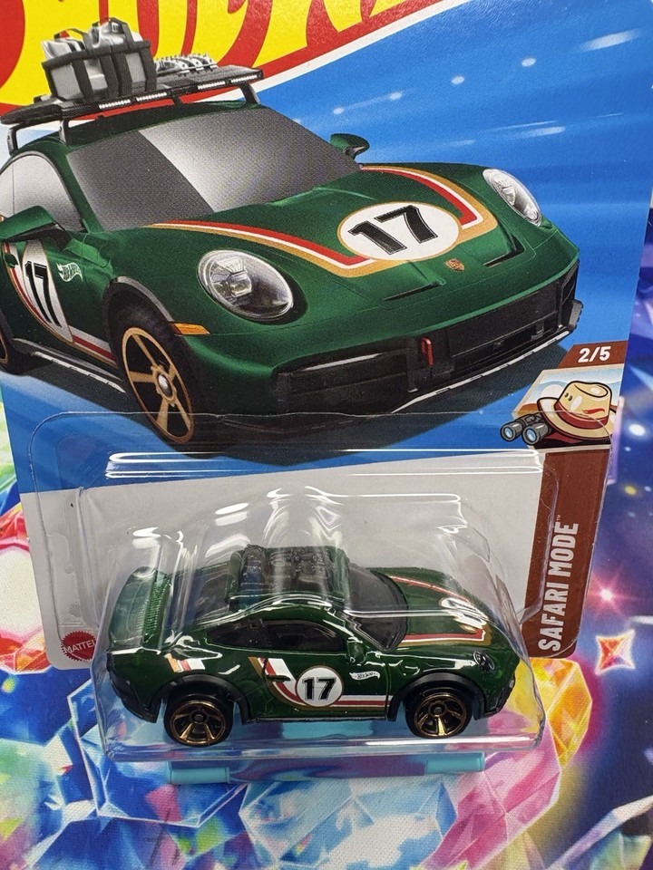 Hot Wheels Porsche 911 Rallye Safari Mode 2/5 - Modèle Réduit 1:64 échelle, Vert Foncé (Mattel 2025) - 12
