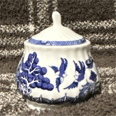 Blue and White Willow Pattern Ceramic Sugar Bowl with Lid, Traditional