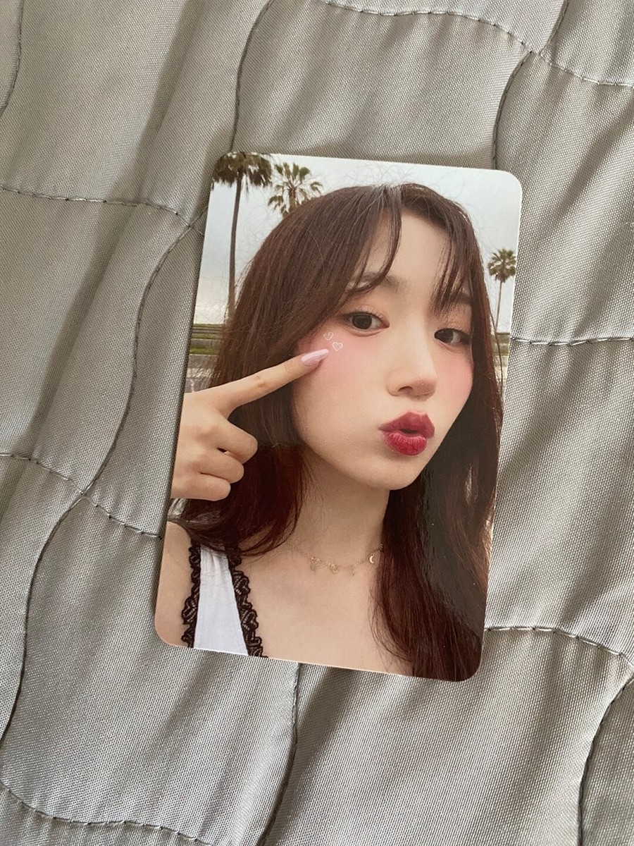 Nmixx 1st Photobook Mixxpedia : Pick LA OFFICIAL PHOTOCARD
