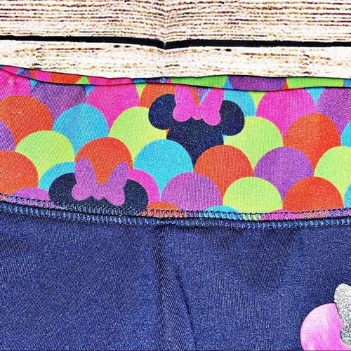 Disneyland resort girls cropped leggings Size M - Picture 4 of 9