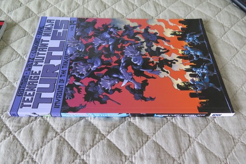TORTUES NINJA ADOLESCENTES MUTANTES TMNT TPB 19 INVASION DE TRICERATONS IDW RARE OOP - Photo 2/5
