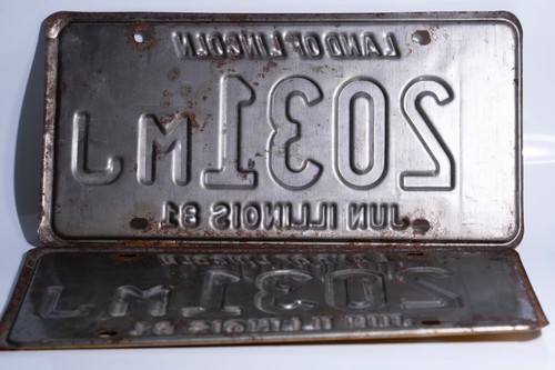 Vintage 1981 Illinois MJ License Plates Garage Man Cave Collector Wall Decor - Picture 3 of 3