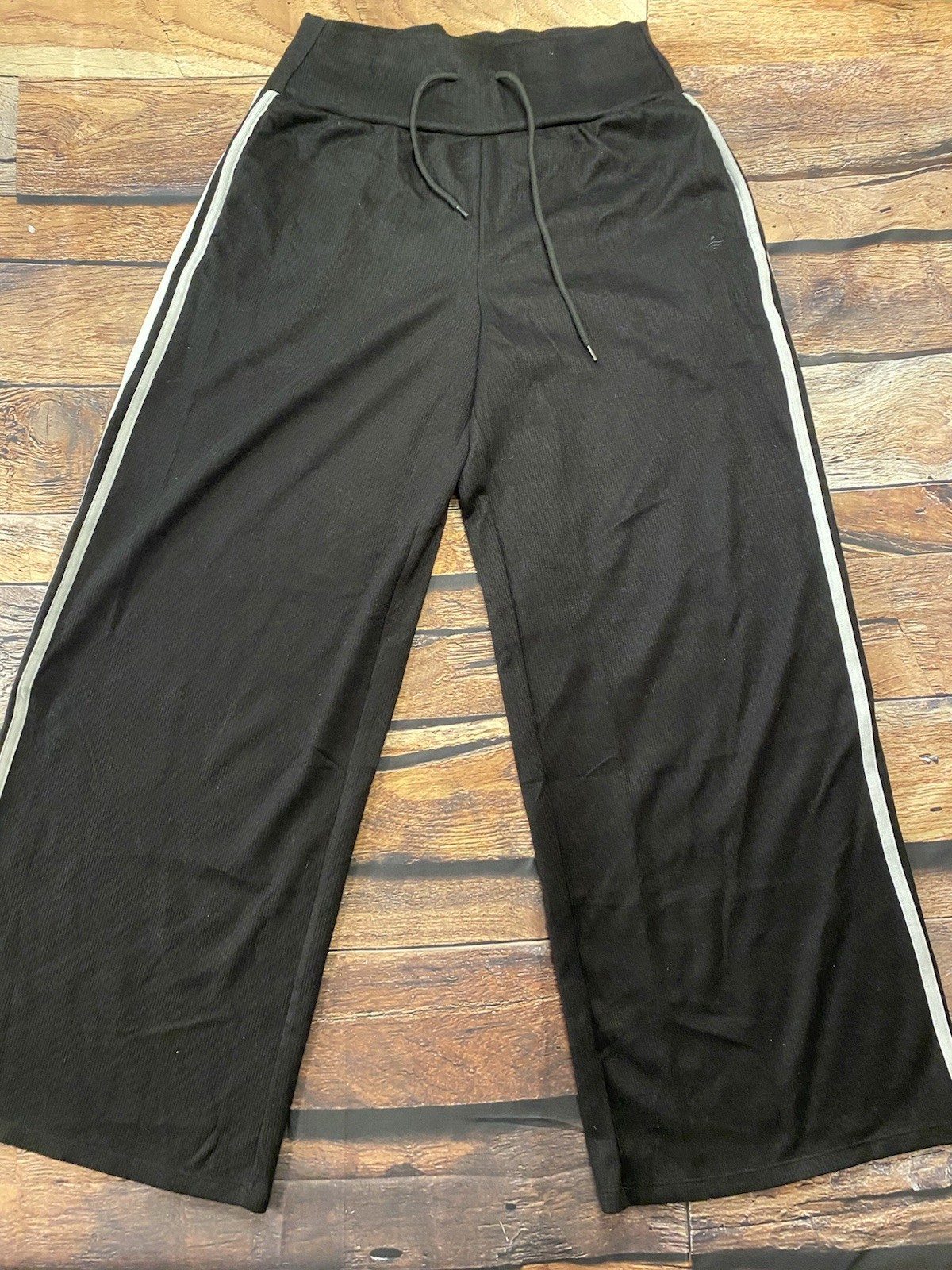 Halara Wide Leg Elastic Drawstring Sweatpants Wom… - image 1