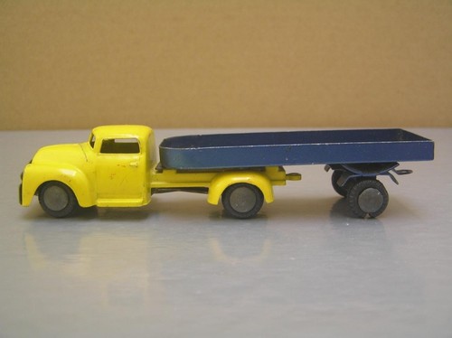 Tekno 776 Dodge Flat Trailer Truck two-tone made in Denmark Excellent Condition - Picture 3 of 11