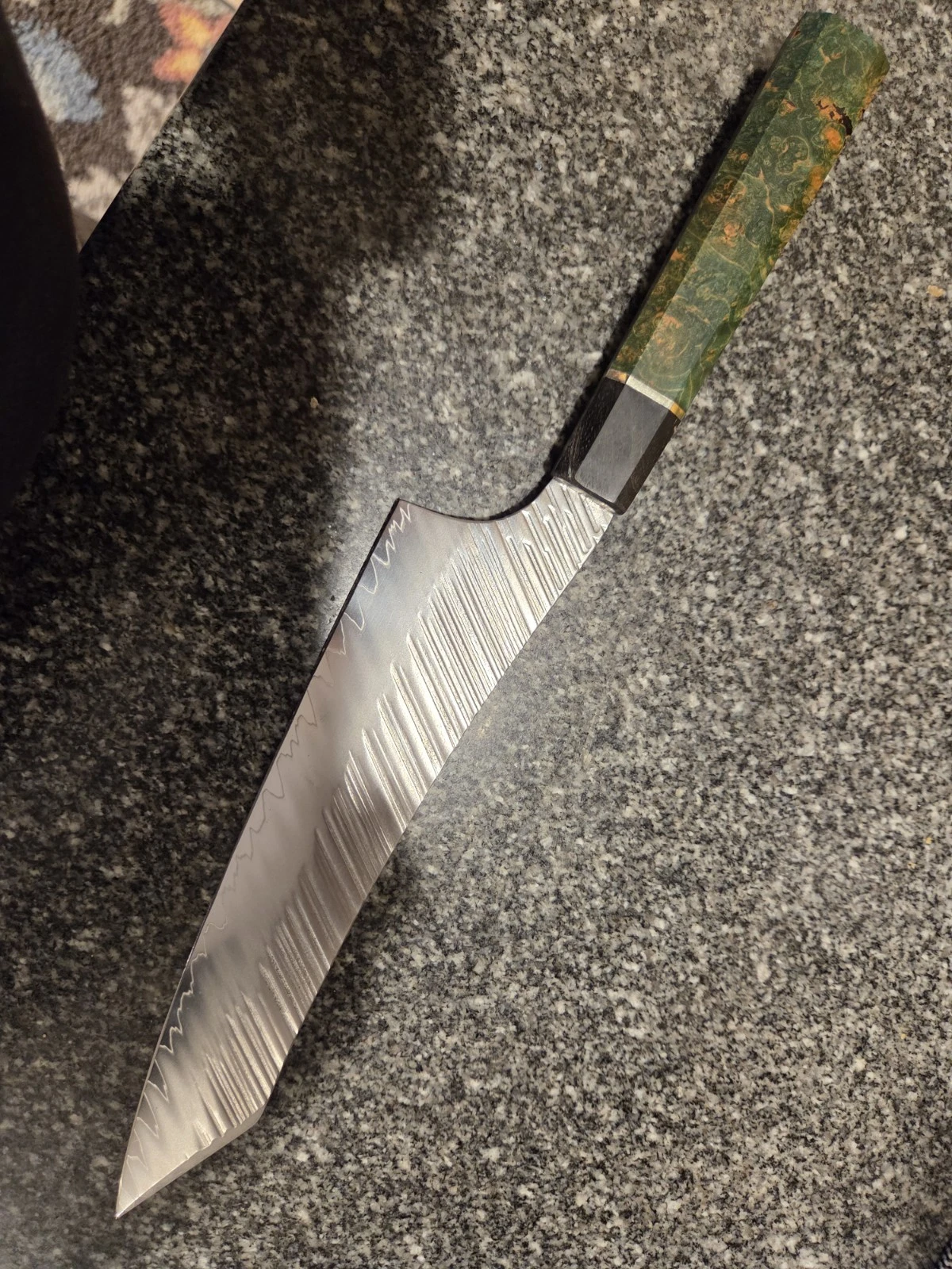 8 Inch Hammered Kiritsuke Style Chef's Knife With Vg10 Core, Stabilized Teal
Opens in a new window o