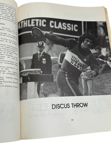 2 Books on The Throws by Fred Wilt & Jess Jarver- Javelin, Shot Put, Discus - Picture 10 of 11