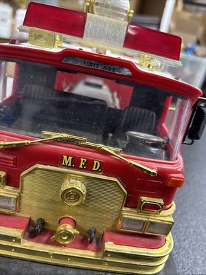 1988 New Bright RC Fire Engine N.Y.F.D. Snorkel Unit No. 1 Remote