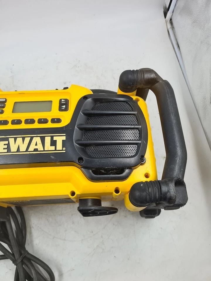 Dewalt DC013-BD, Arbeit Baustellenradio, Nicht Aktiv, Für Teile Oder Reparatur - Bild 3 von 4