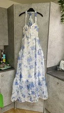 New stunning sweetheart halter neck maxi dress. Floral pattern. Size 8. Cider.