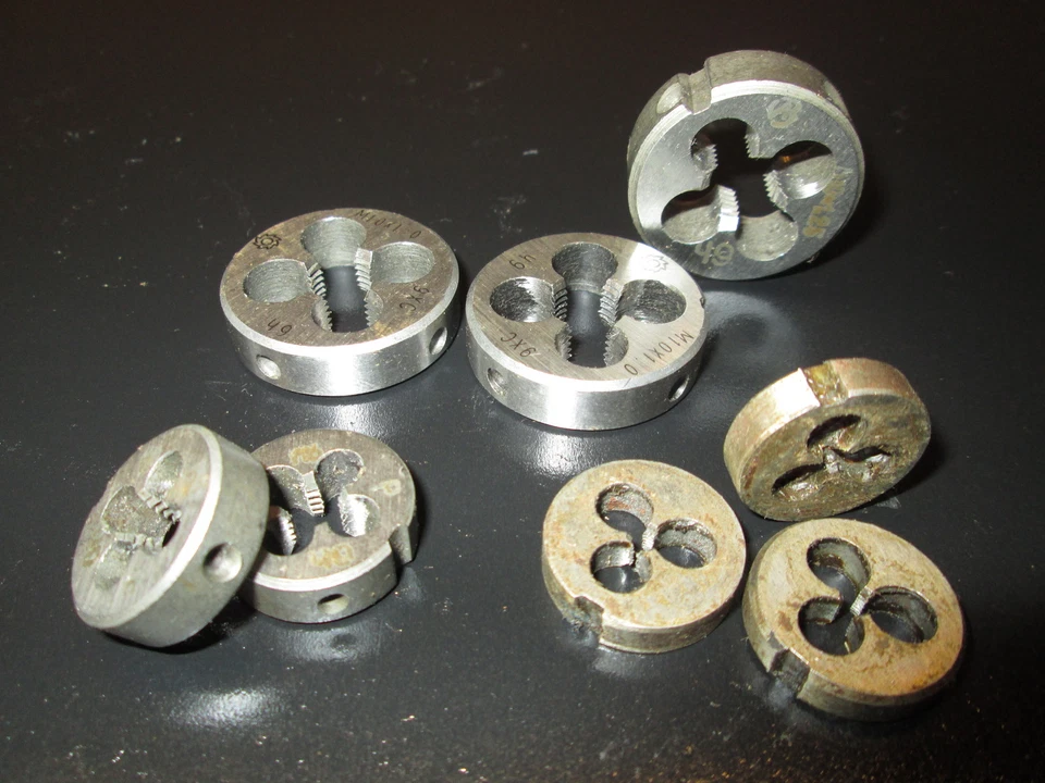 Schneideisen rechts HSS Feingewinde M1,2 3 4 bis 39 Gewindeschneider UdSSR