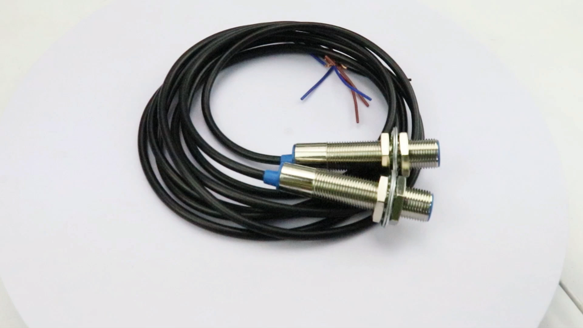 Sui 2Pcs NJK-5002C NPN NO 10mm Hall Effect Sensor Proximity Switch DC