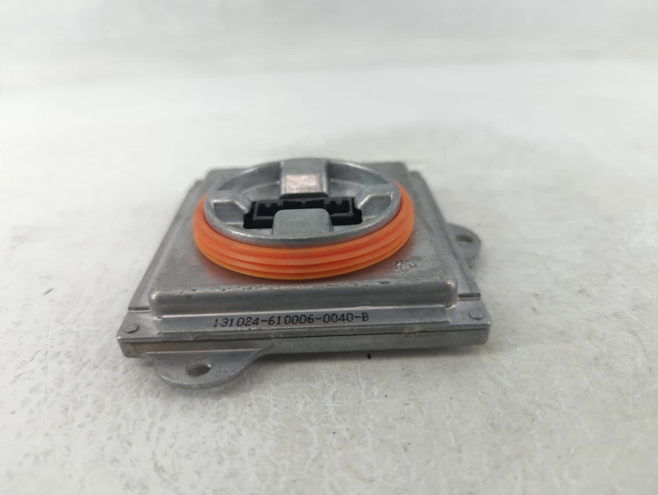 Faro de lastre para BMW X1 2012-2015 MGZZZ Foto 4 de 4