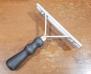 Decker 6 Inch Curling Comb for Horses Made in Keokuk, IA U.S.A.