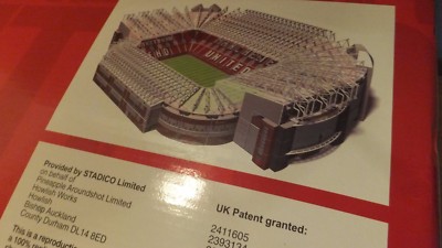 記念グッズ Official Replica of Old Trafford OFFICIAL Manchester United Old Trafford Construction Kit