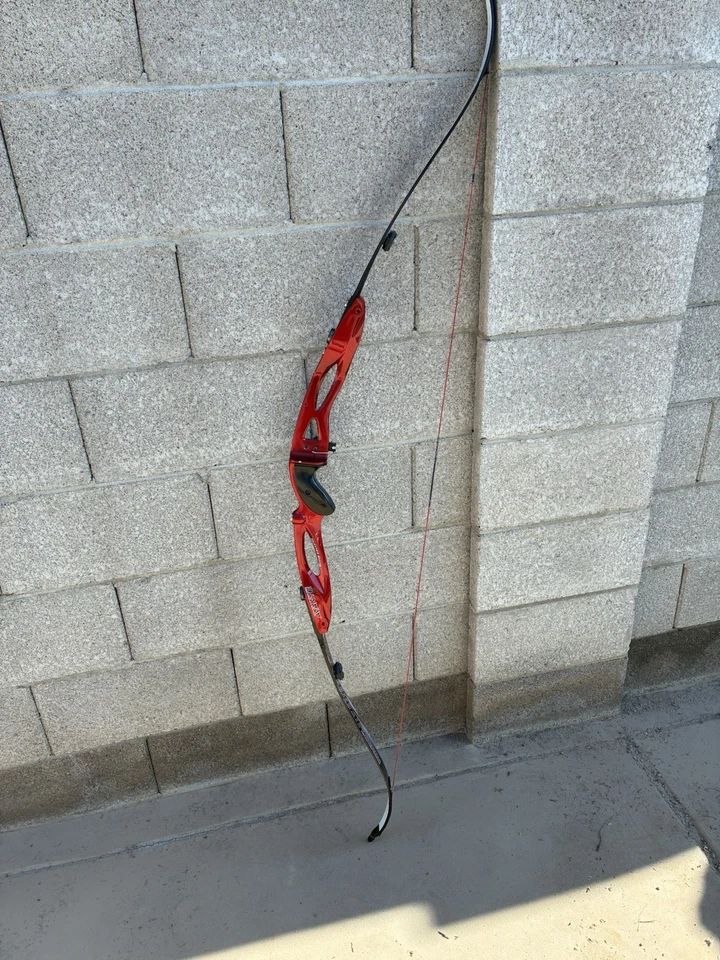 Elevador Avante 25 pulgadas Samick Extreme Foam Core carbono extremidades medianas listo para disparar Foto 2 de 4