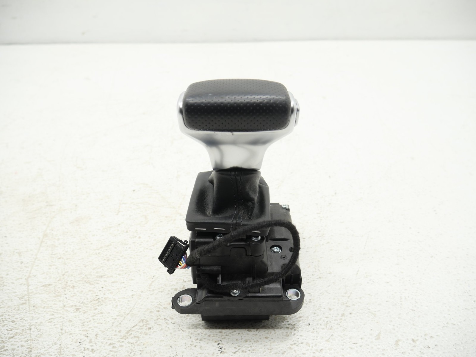 Audi R8 Plus Spyder 2017-2018 Gear lever shaft P/N 4S1713041E