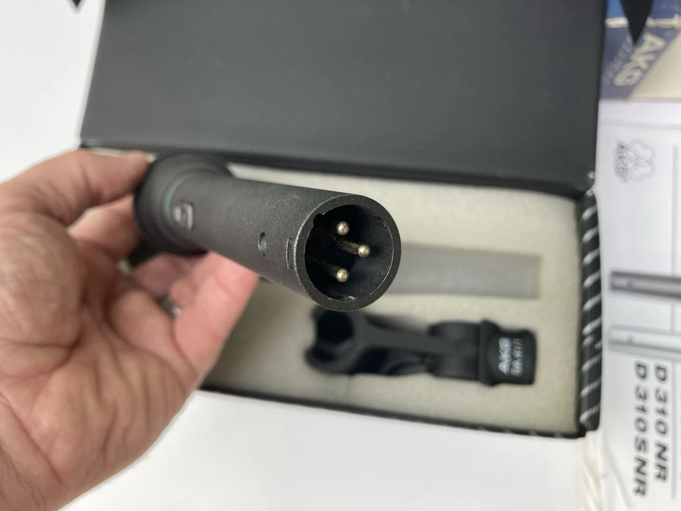 AKG D310S (D 310 S) dynamischer Gesang-Microphone Schwarz wie neu OVP - Bild 2 von 4